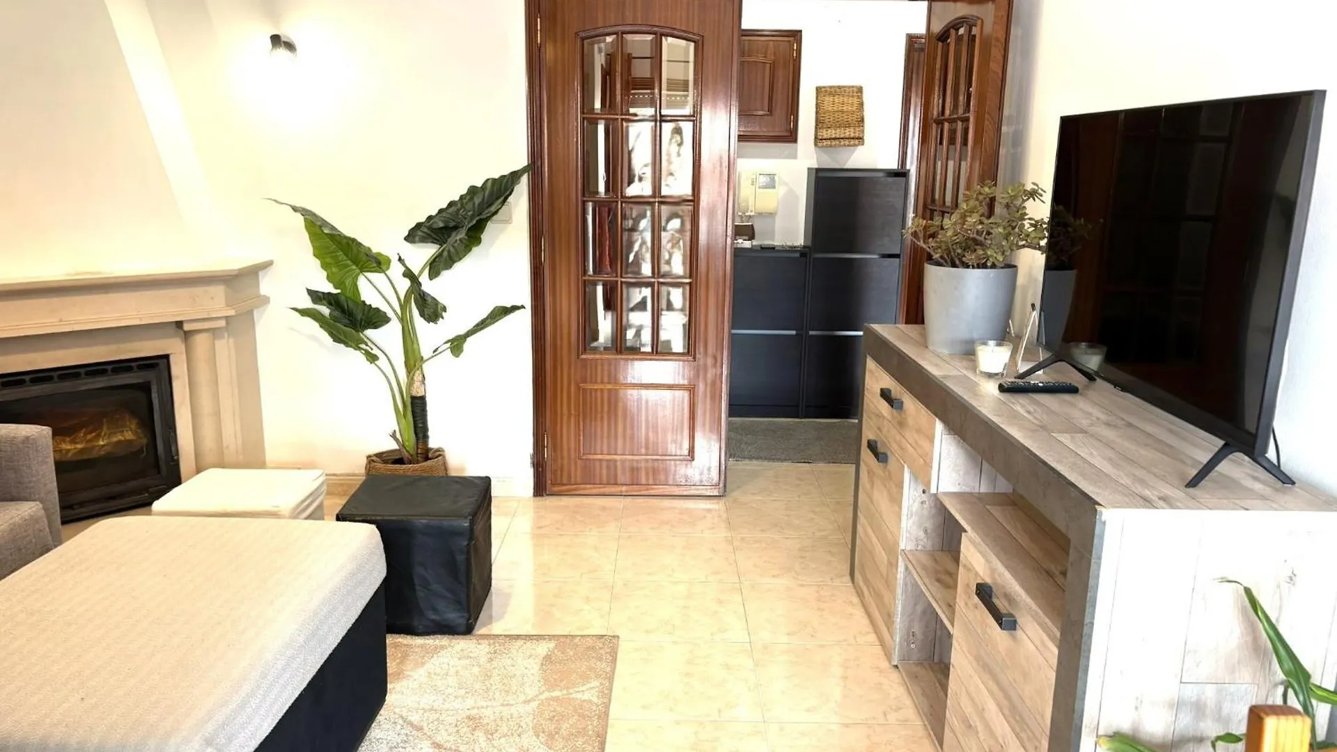 Oeiras, T1 Barcarena Apartment
